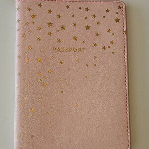 Via Lorenzo n. 26 Passport Holder